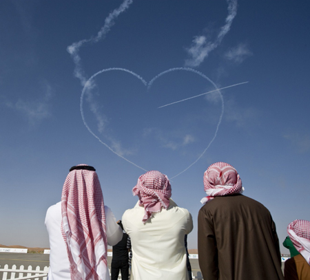 Saudi Hawks at 2011 Al Ain Aerobatic Show
